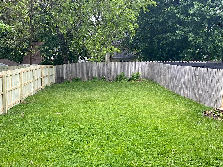 835 Bates St SE — Photo 19