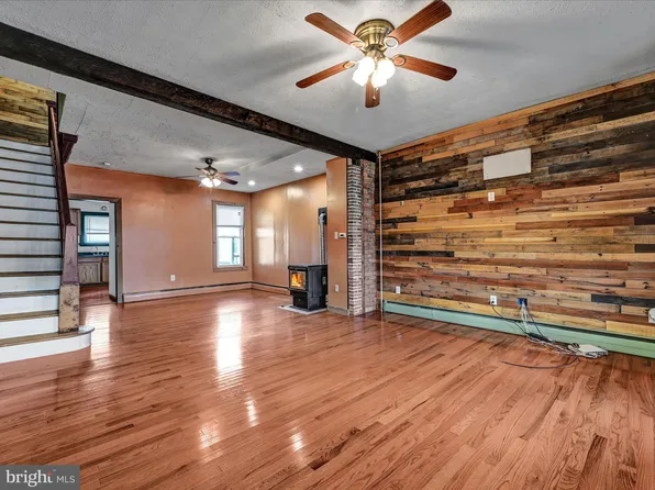 311 Center Ave, Schuylkill Haven, PA 17972