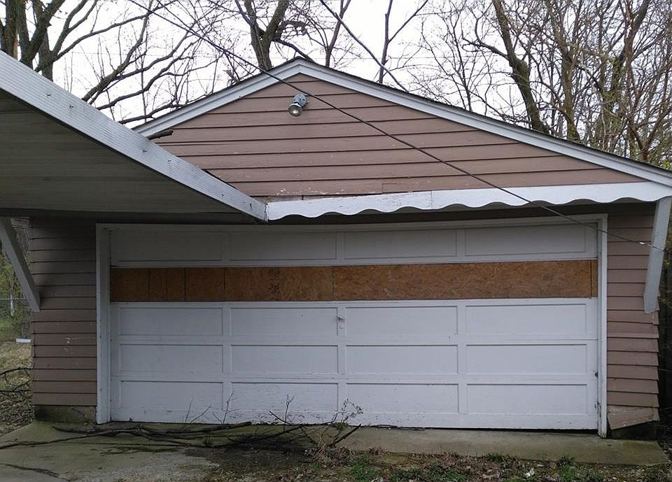 2nd image of 8303 Harrison Dr