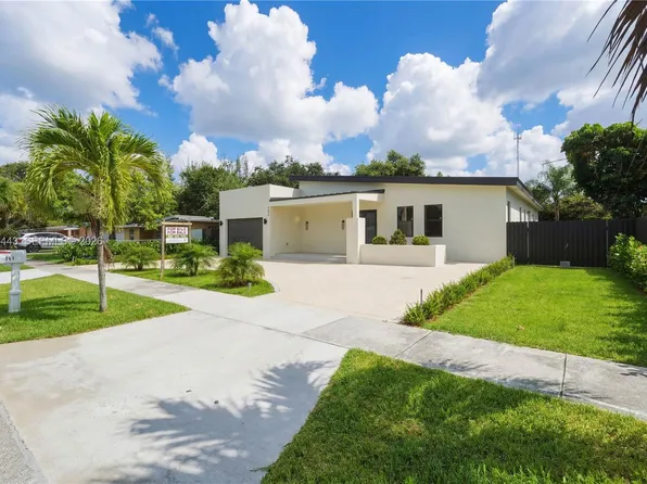 131 Miami Gardens Rd, Hollywood, FL 33023