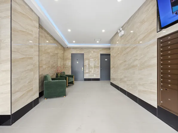 163-07 72nd Avenue image 20 of 22