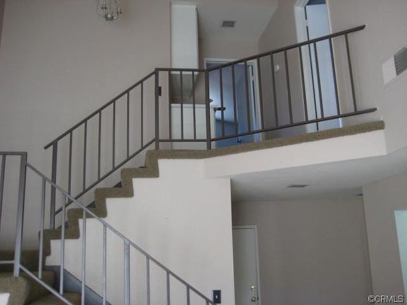 5th image of 2661 Vistamonte Cir