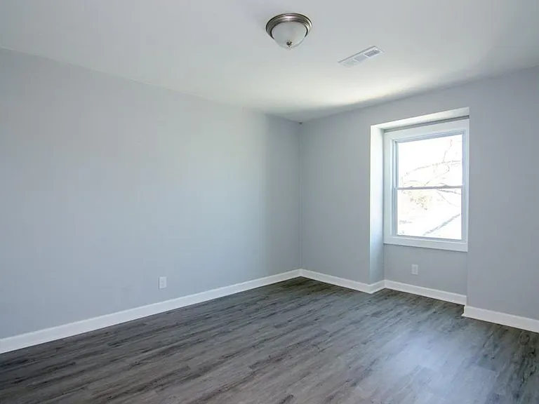 1005 Hillside Ave — Photo 11