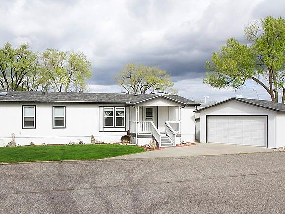 2nd image of 64 Nuggett Dr