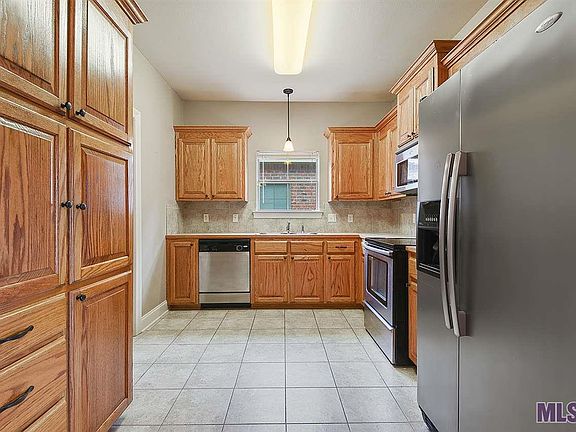 5th image of 15057 Coldwater Dr