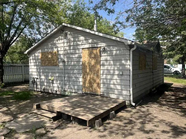 4503 N 45th St, Lloydminster, SK S9V 0H2