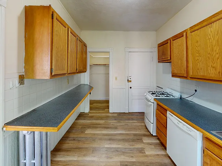 19 Mount Hood Rd #5 — Photo 8