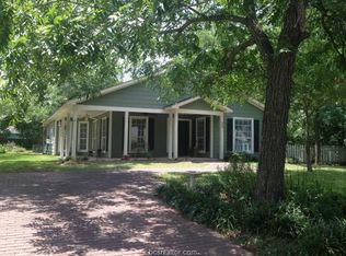 602 Manley St, Navasota, TX 77868
