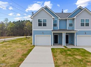 886 John St, Clayton, NC 27520