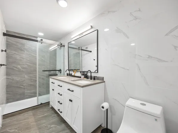 133-38 Sanford Avenue image 15 of 21