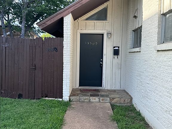 3rd image of 13509 Red Fern Ln