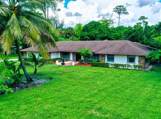 12623 Pineacre Ln, Wellington, FL 33414