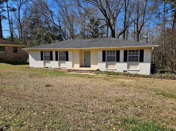 315 Azalea Dr, Eufaula, AL 36027