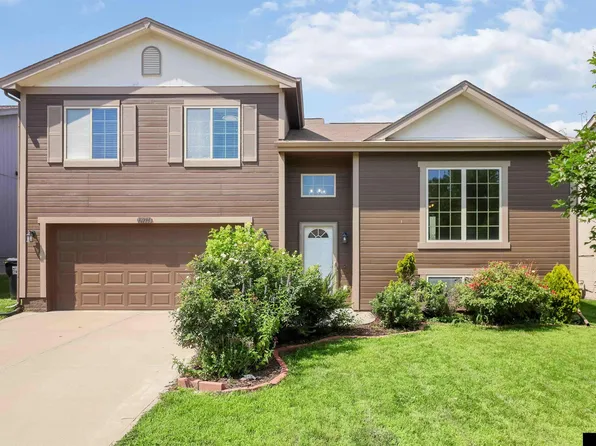 18714 Birchwood Ave, Omaha, NE 68135