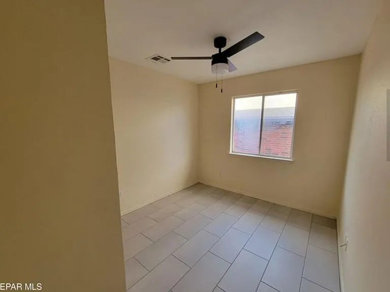 12492 Wendy Reed Dr — Photo 10