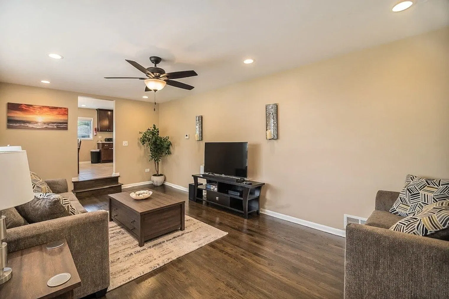 4 bed, 2.0 bath, $16,842 — Photo 4