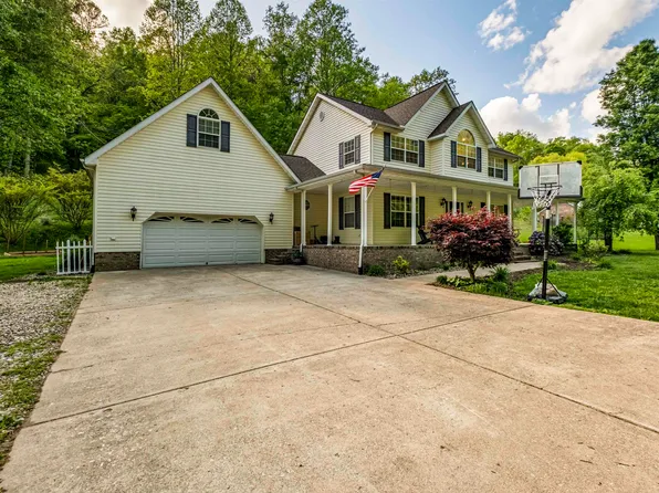 753 Little Cabell Creek Rd, Ona, WV 25545