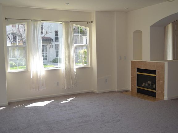 4th image of 35498 Monterra Cir