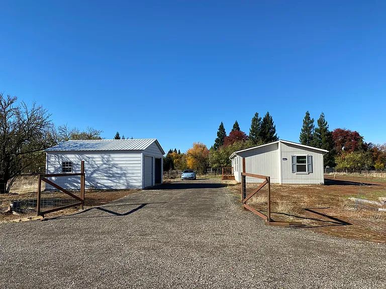 8720 Brahma Way — Photo 3