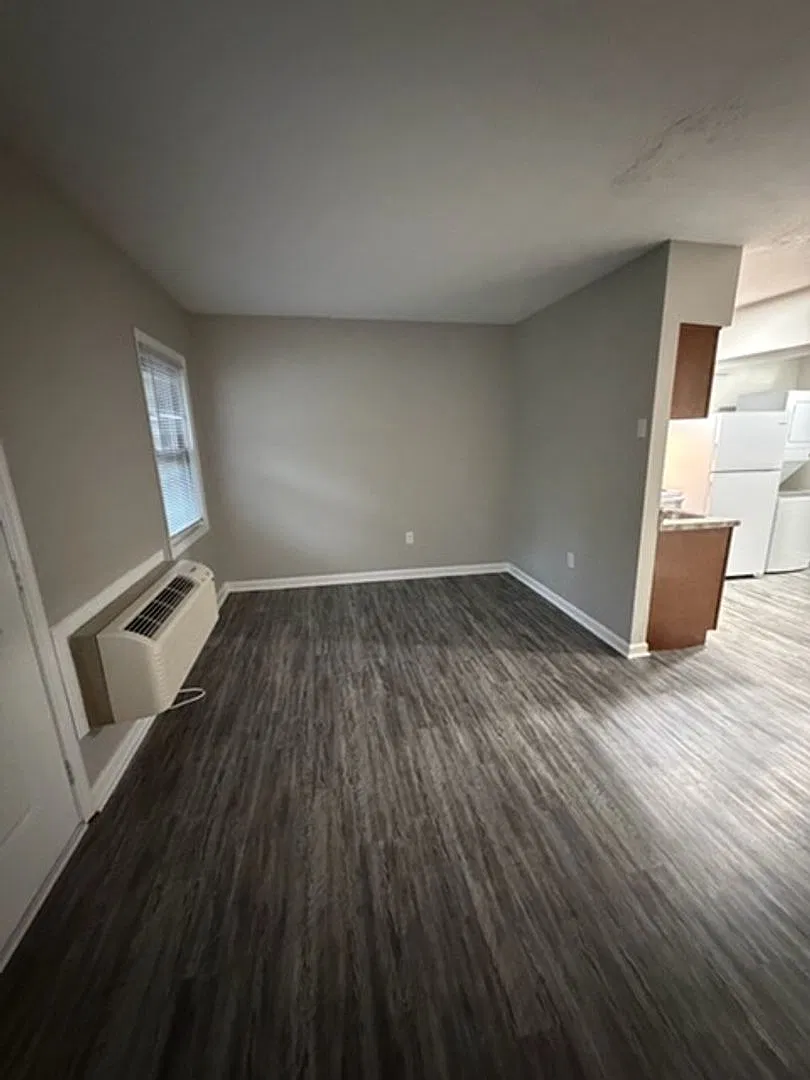 225 Churchill Drive — Photo 3