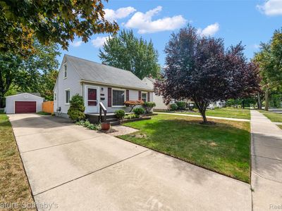 2400 Bacon Ave, Berkley, MI, 48072