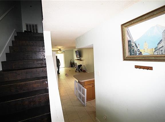 2nd image of 2710 Helena St