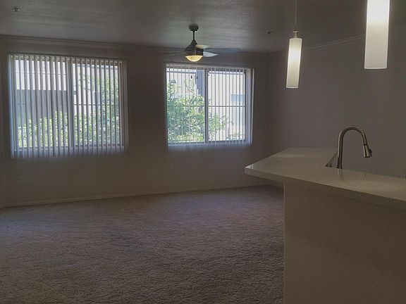 3rd image of 4110 N Drinkwater Blvd #E112