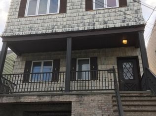 172 W 24th St APT 3, Bayonne, NJ 07002