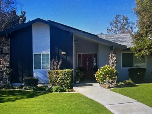 1901 Glenmont Dr, Bakersfield, CA 93309