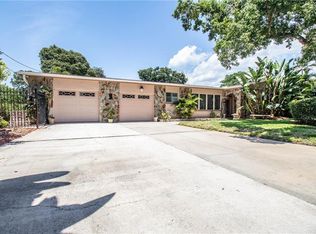 621 E Orange St, Tarpon Springs, FL 34689