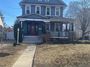 50 E Bettlewood Ave, Oaklyn, NJ 08107
