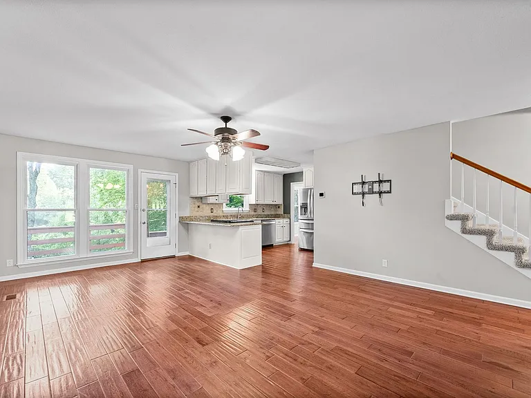 2861 Brothers Rd — Photo 16