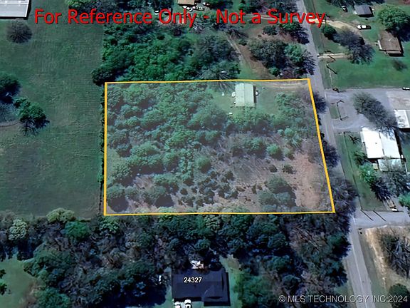 2nd image of 16448 N Oakdale Dr