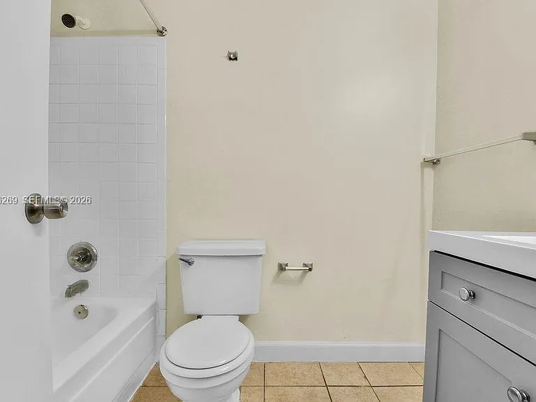 18947 NW 45th Ave #1 — Photo 19