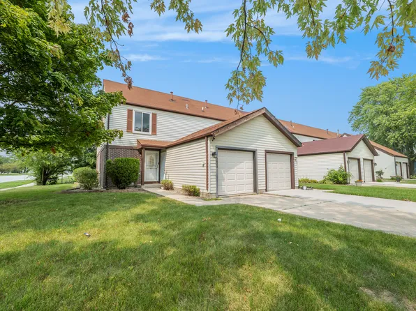 4438 Washington Dr, Richton Park, IL 60471