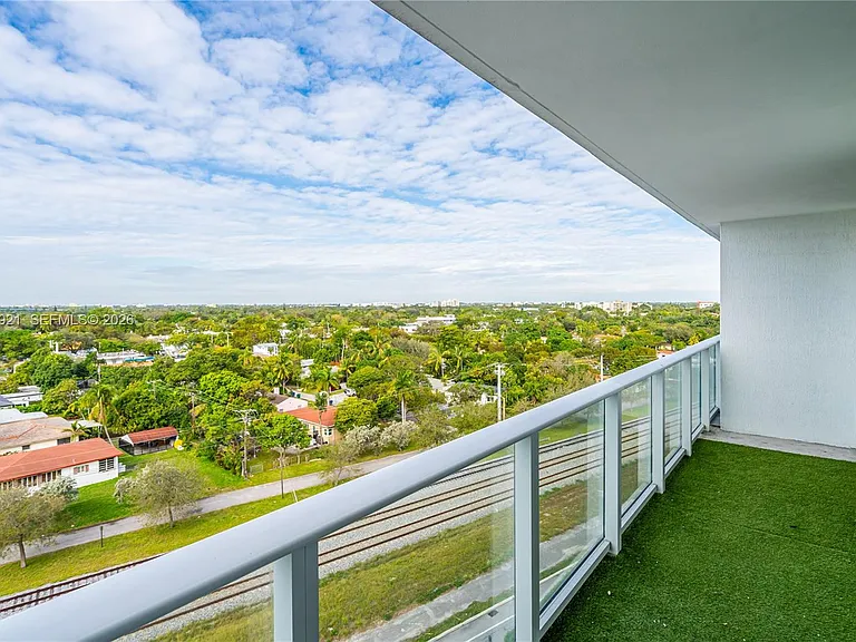 4250 Biscayne Blvd #914 — Photo 14