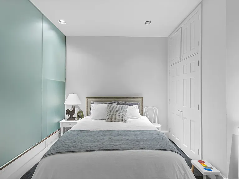 4 Cazenove St #1 — Photo 15