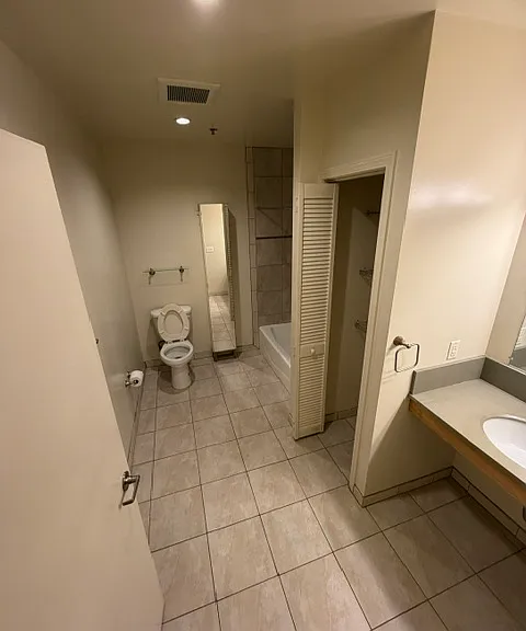 6521 San Pablo Ave #201 — Photo 9