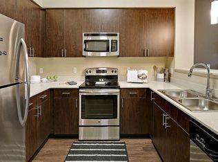 16325 Cleveland St #618, Redmond, WA 98052