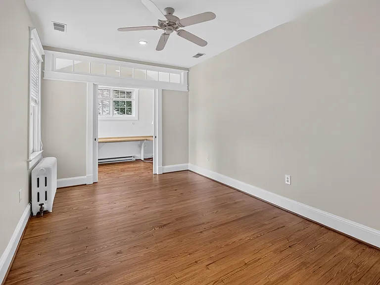 7013 Maple Ave — Photo 13