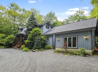 1200 Deer Trail Rd, Pocono Pines, PA 18350