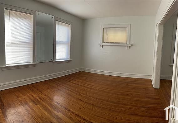 5th image of 4863 Farlin Ave Floor 2