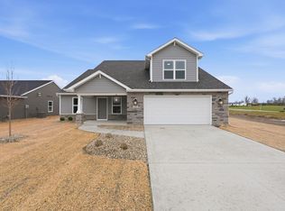 302 Saddle Ridge Dr, Garrett, IN 46738
