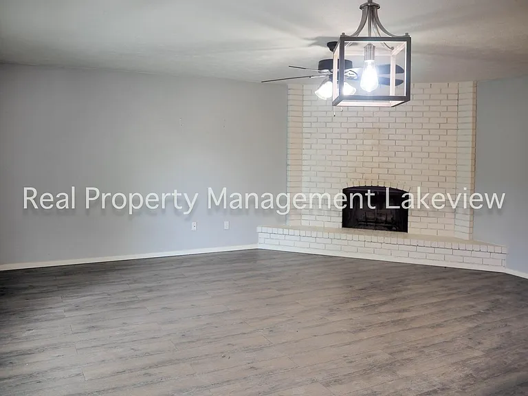 534 Oldbridge Dr — Photo 4