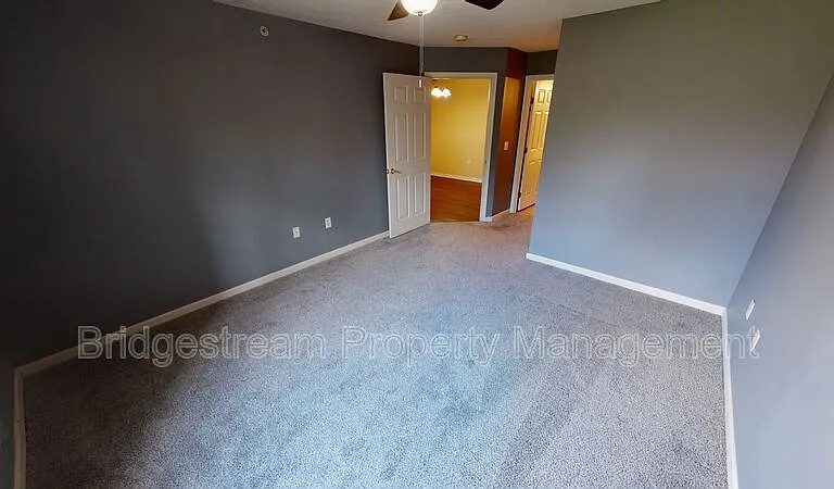 3049 Westminster Dr #102 — Photo 5