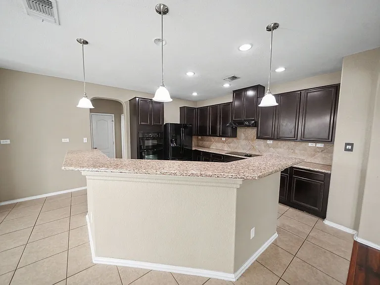 10917 Almond Crst — Photo 15