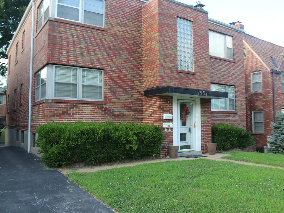7957 Delmar Blvd #2