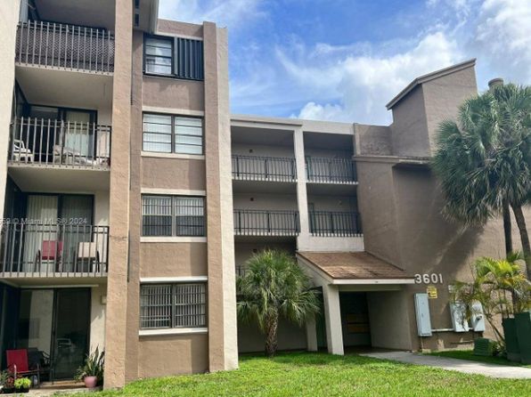 3561 SW 117th Ave #7-307