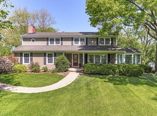 72 Woodberry Rd, Deer Park, IL 60010