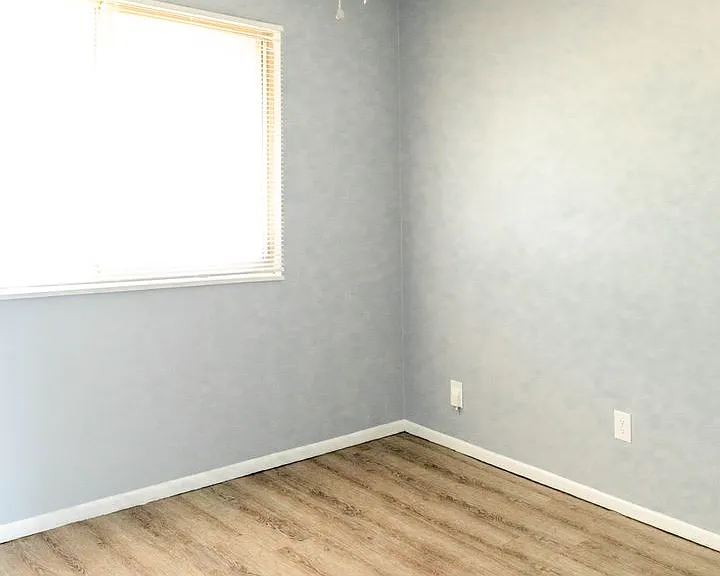 LIMITED TIME OFFER - DISCOUNTED RENTS ON STUDIO, ONE & TWO Bedroom Apartment & Townhomes!! — Photo 30